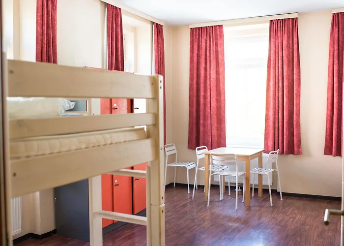 Wombats The Lounge Hostal Viena